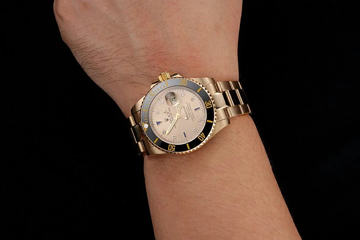 Rolex Submariner Gold Dial With Diamond Markings Black Bezel Yellow Gold Case And Bracelet new122154